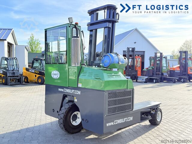Chariot élévateur multidirectionnel Combilift C4000 GAS DUPLEX 4350 FREE-LIFT POSITION