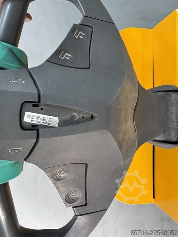EJK 335 - ¡¡Especial!! Horquillas para bidones / Esparcidor !!! JUNGHEINRICH EJK 335 - Special !! Drumforks / Spreader !!!