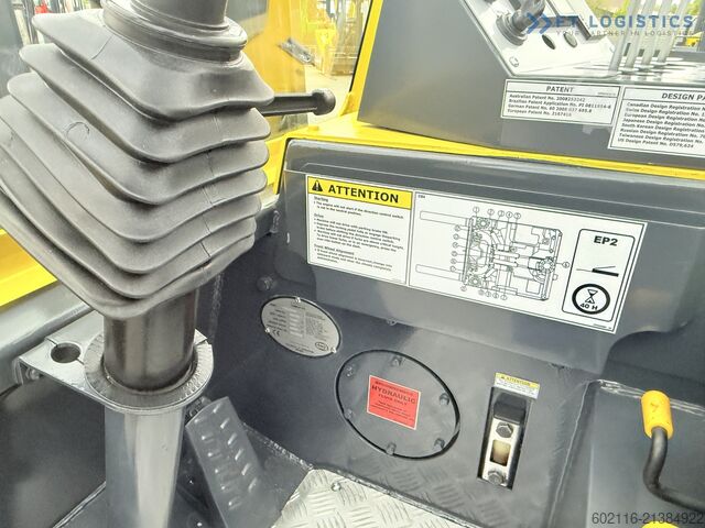 Carretilla retráctil de 4 vías Combilift CB2500 DUPLEX 4100 DIESEL FREE-LIFT