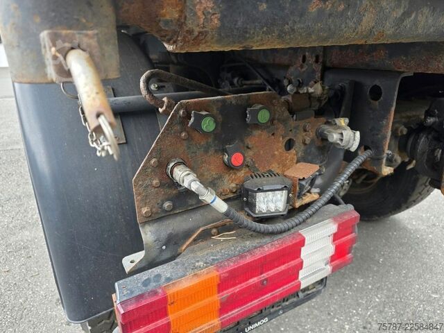 Overig UNIMOG U 500 3-Seiten-Kipper mit Kran PK 9501