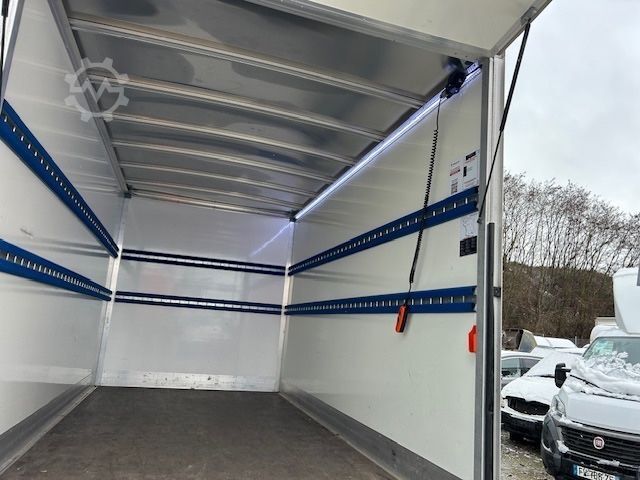 Furgão fechado RENAULT Master Koffer+LBW*Navi*Klima*Kamera*Top*1000kg