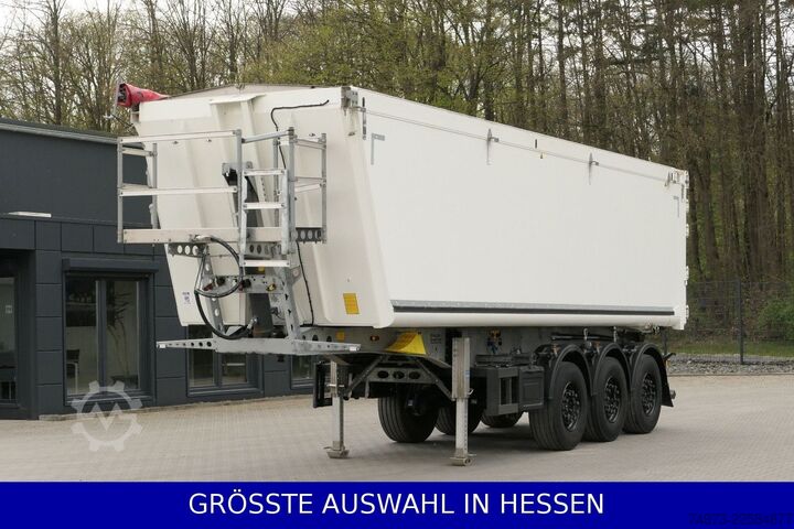Semi-reboque basculante SCHMITZ CARGOBULL Agrar 45m³ kurz+niedrig Türen+Klappe ¤515mtl.