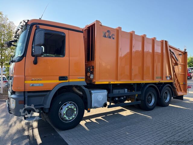 कचरा ट्रक MERCEDES-BENZ Actros 2732 6x4 Müllwagen/BLATT-BLATT/Klima/EEV