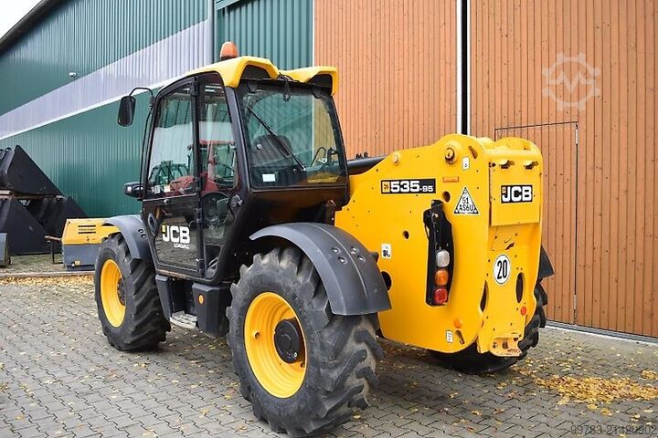 텔레스코픽 로더 JCB 535-95