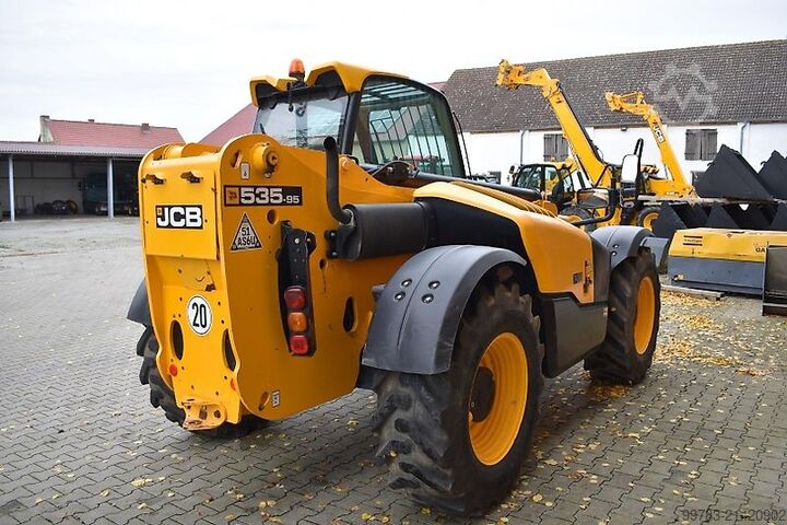 텔레스코픽 로더 JCB 535-95