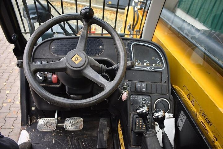텔레스코픽 로더 JCB 535-95