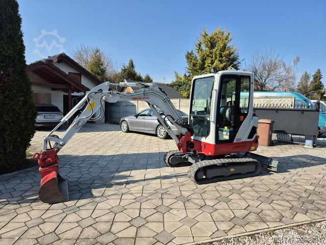 Mini-excavator Takeuchi TB 225