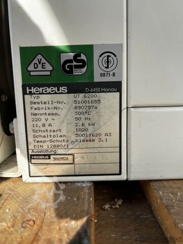 Drying cabinet Warming cabinet Oven 300º Heraeus UT 6200