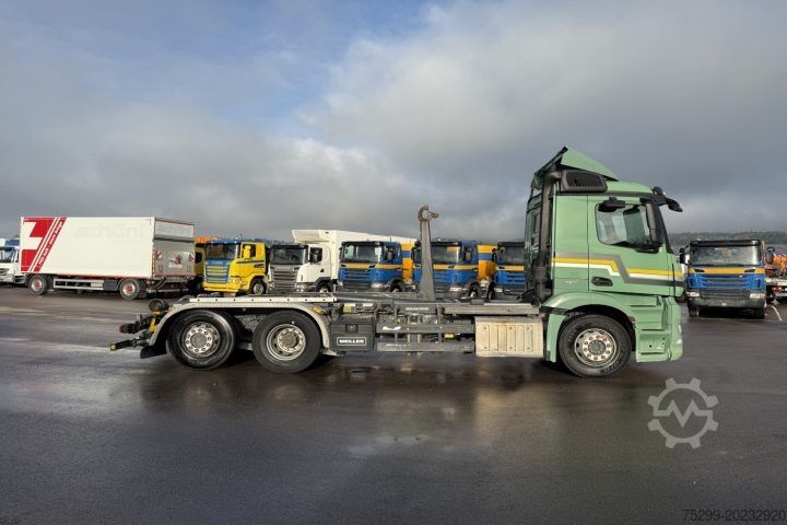 کامیون کمپرسی با جرثقیل قلابی Mercedes-Benz Antos 2648 Meiller