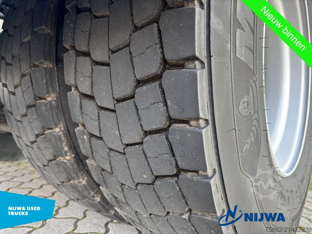 Standard-SZM Volvo FH 460 4x2 PTO + Xenon