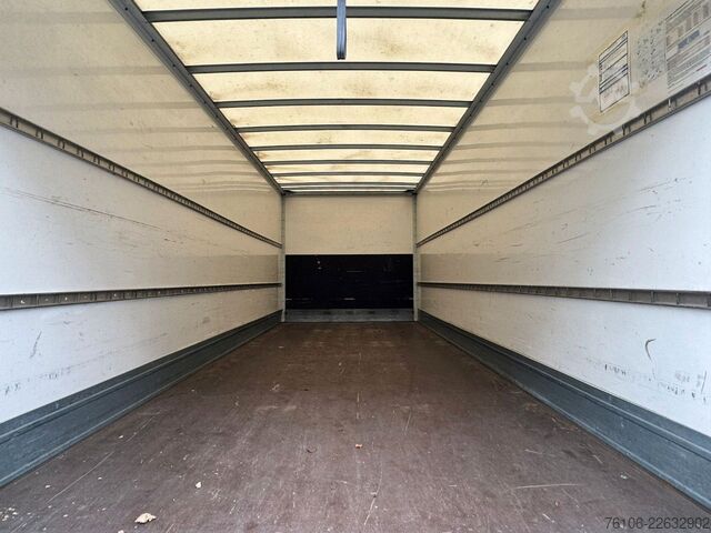 Kamion s sandukom FUSO Canter 7C15 Koffer mit Ladebordwand