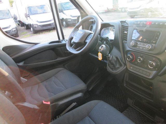Hűtőfelépítményes furgon IVECO 35 S18 3.0*Maxi-Thermo-King*Klima*Euro6*