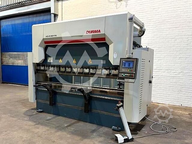 Abkantpressen Durma AD-R 30175 2016 Durma AD-R 30175