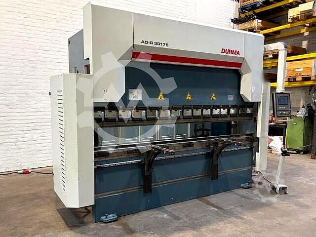 Abkantpressen Durma AD-R 30175 2016 Durma AD-R 30175