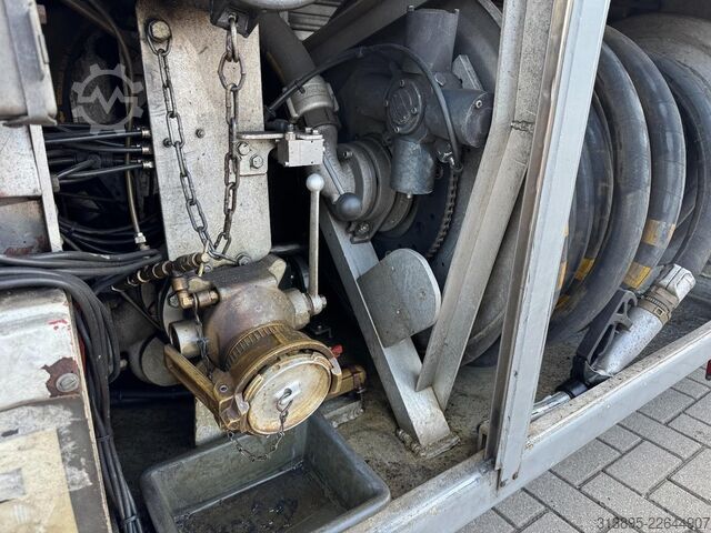 Kamion cisterna MAN TGA 26.313, Fuel, 5 compartments, 19 M3, Pump, ADR