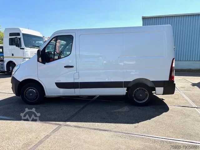 Furgoneta con caja Opel Movano T3300 2.4CDTI L1H1 (EURO 6 / 6 GEARS MAN...