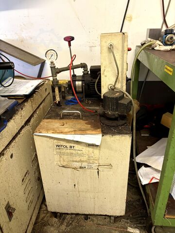 EDM-borrmaskin för hålborrning MADRA BT-2