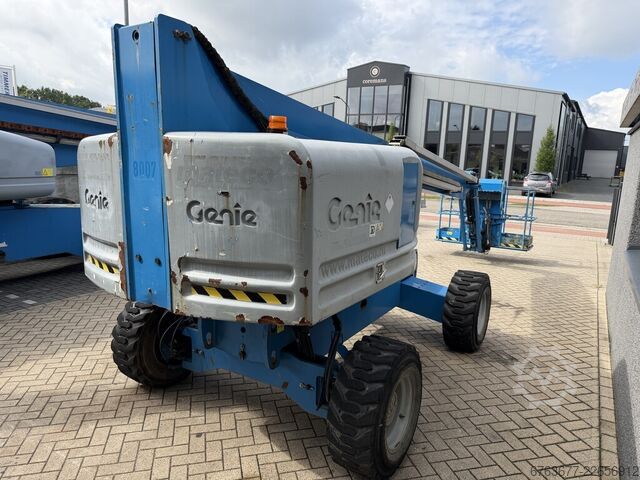 GENIE S-45 บูมหรือรถกระเช้าทำงานแบบแขนยืดไกล (Telescope Boom Lift) ขับเคลื่อน 4x4 เครื่องยนต์ดีเซล D GENIE S-45 Telescoop hoogwerker / boomlift  4x4 DEUTZ DIESEL 4545uur 15,7M Werkhoogte 2016