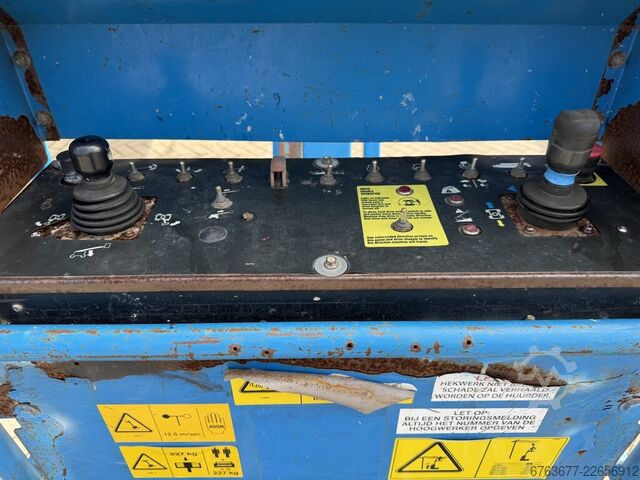 GENIE S-45 บูมหรือรถกระเช้าทำงานแบบแขนยืดไกล (Telescope Boom Lift) ขับเคลื่อน 4x4 เครื่องยนต์ดีเซล D GENIE S-45 Telescoop hoogwerker / boomlift  4x4 DEUTZ DIESEL 4545uur 15,7M Werkhoogte 2016