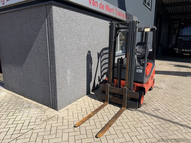 Linde H16T Triplex 470 Freihub / 3. Ventilfunktion am Wagen / VW 1992 / 14.050 Betriebsstunden / LPG LINDE H16T Triplo 470 Freelift / 3e functie op bord / VW 1992 / 14.050 uur LPG