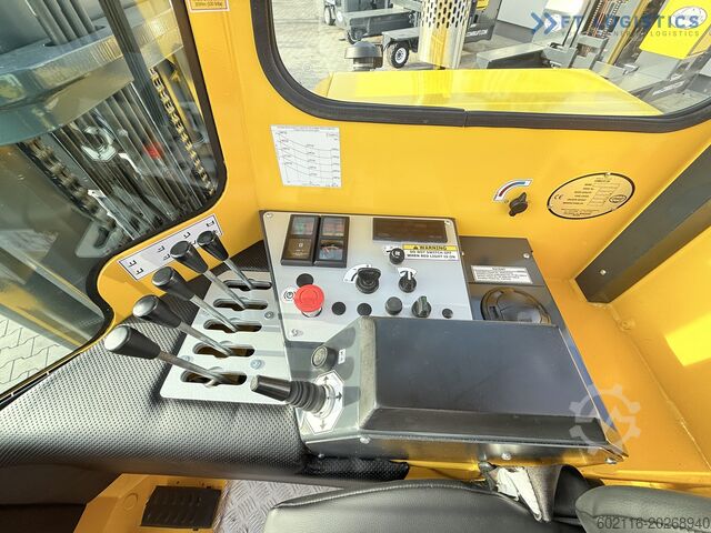 Stivuitor cu patru direcții Combilift C5000XL GAS TRIPLEX 6000 EXTENDABLE FORK