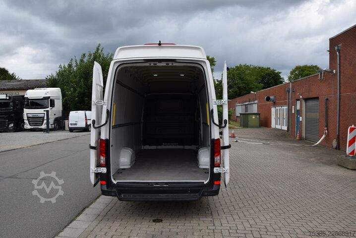 High top van MAN TGE  Kasten 3.140 extralang Superhochdach LED