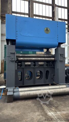 Dresseuse de tôles WMW Wildau UBR 32x2500