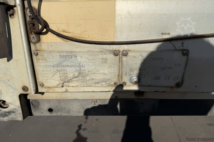 Atvērta puspiekabe ar tentu Schmitz Cargobull S24/27 Plane / Swiss-Vehicle