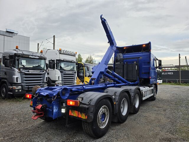Kamion s kipom s pomičnim kontejnerom VOLVO FH-440 8x4 Lift+Lenk HIAB Multilift Blat