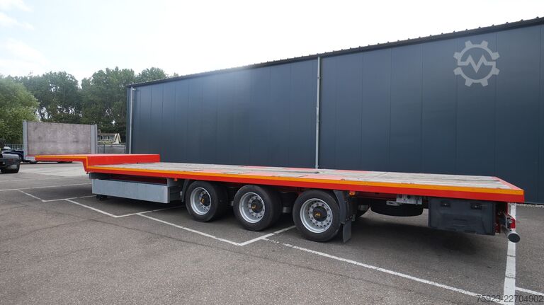 半低装载机 Reistreyler 3 axle semi low loader