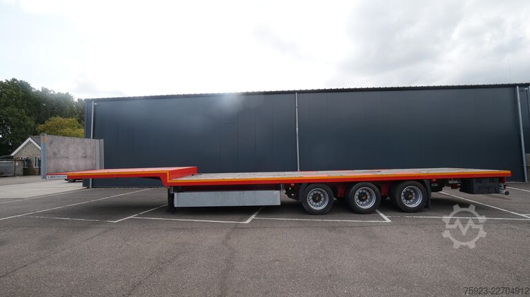 半低装载机 Reistreyler 3 axle semi low loader unused