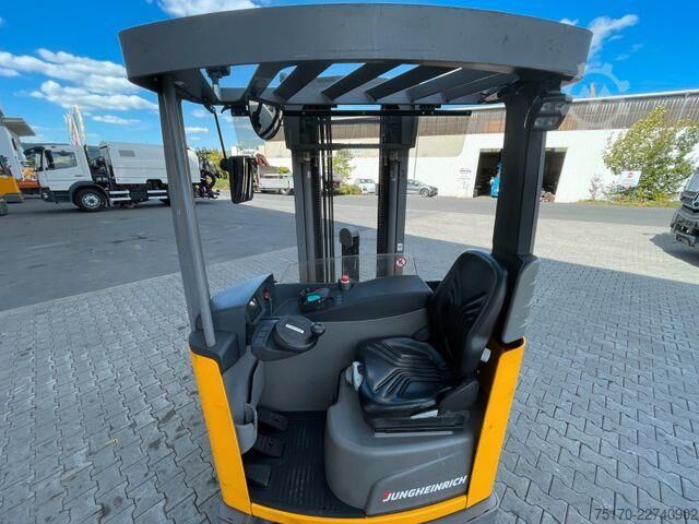  Jungheinrich ETV C16 / Triplex 5.72m / SS / nur 3.022h / 2016