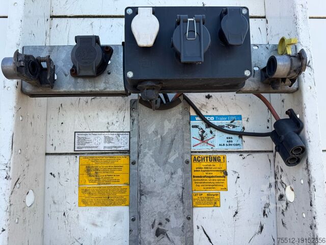 Bâches coulissantes System A&D / 3-Asser / Schuifzeil / Tail Lift / Op...