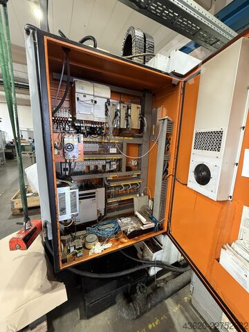 Trung tâm gia công đứng HURCO VMX50/40T
