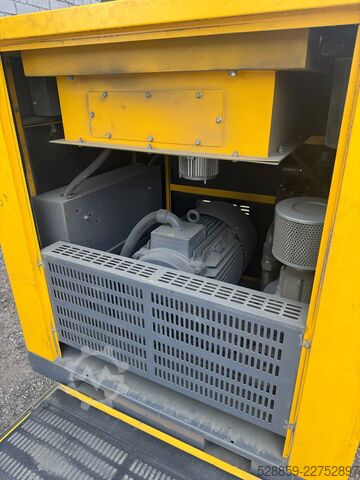 Compresor de aire de tornillo FirstAIR FAS37  