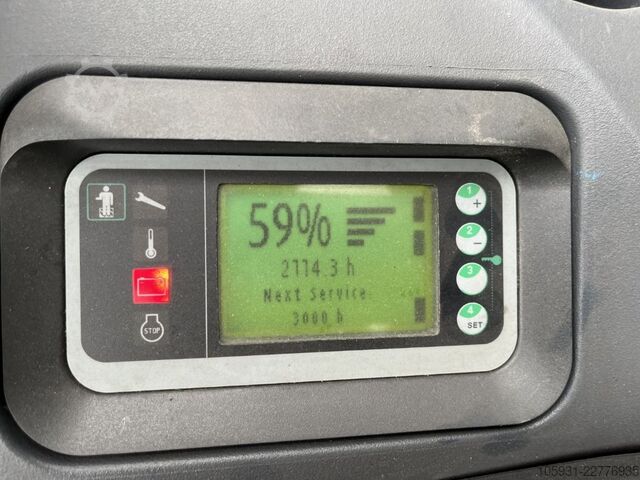 Seisova haarukkatrukki Linde L14SP
