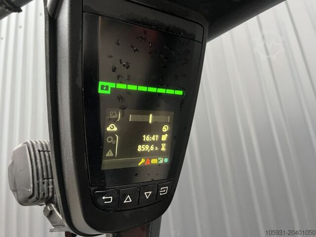 Električni viljuškar na 4 kotača Linde E25L-02