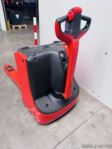 Niederhubwagen Linde T 16