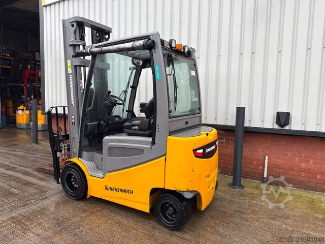 Elektro 4 Rad-Stapler Jungheinrich EFG 430 / ZVG+SS / 2661 Std.