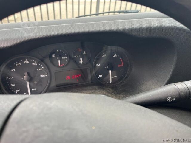 Пікап-фургон IVECO DAILY  35C12 BTor 2.3 HPT PM-RG Cabinato