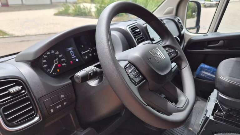 Miniautocarro FIAT Fiat Ducato 9 Sitzer Systemboden Rolli Stock