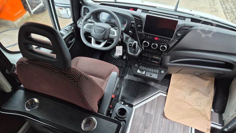 Miniautocarro IVECO Daily C 65 Lagerfahrzeug Stock 519 Sofort