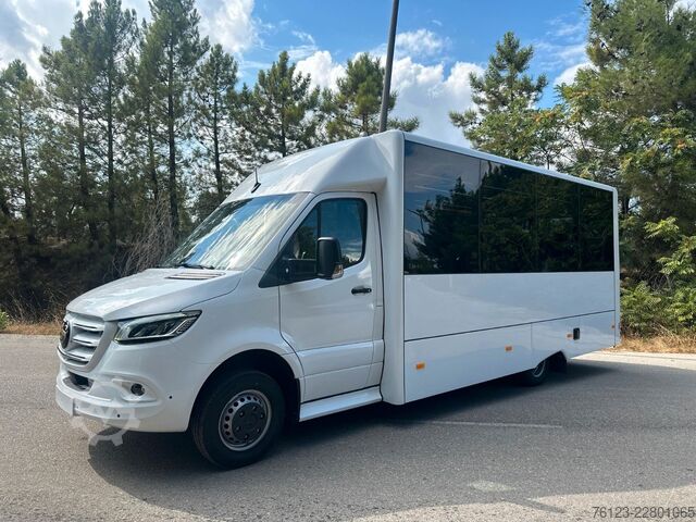 미니버스 MERCEDES-BENZ 30 Sitzer Schul- Transferbus 519 Lagerfahrzeug