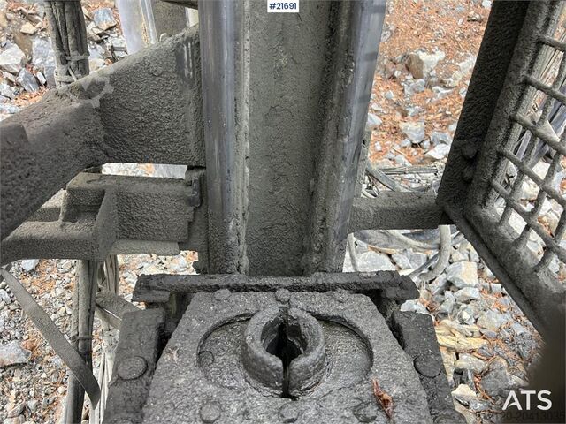 Земляная бурильная машина Atlas Copco Flexiroc T40-11 drilling rig w/2540 hammer, CME gr