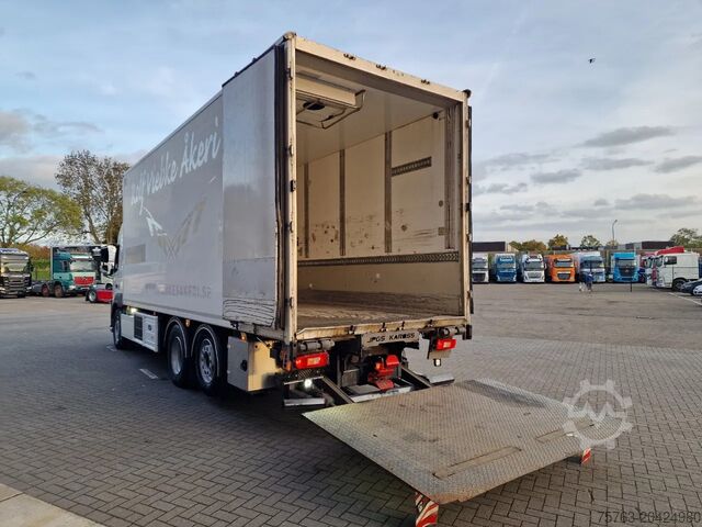 Volvo FM 13.460 Globetrotter 6x2*4 - Frigo Carrier Su...