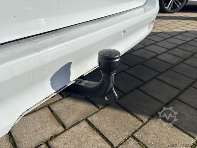 Minibus Mercedes-Benz V 220 d Lang Klima Sitzh. LED AHK Tisch 360° Kamera