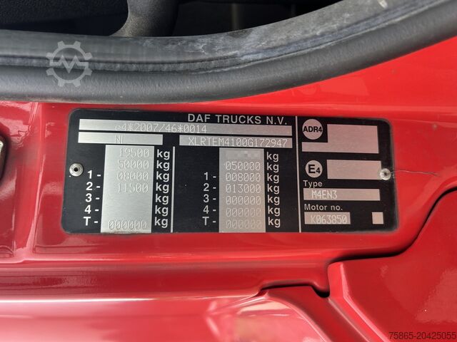 DAF CF 410 FT Space Cab / 742 dkm / 2 Tanks / NL Truck