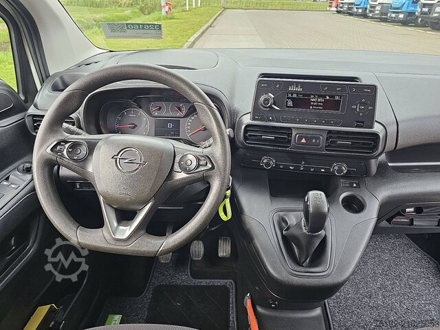 Ferðatösku OPEL COMBO 1.5 D