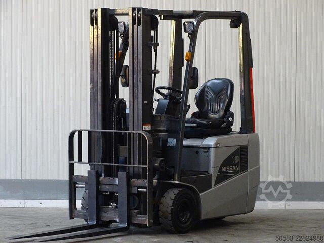 Elektryczny wózek widłowy 3 kołowy Nissan S1N1L13Q - TRIPLEX