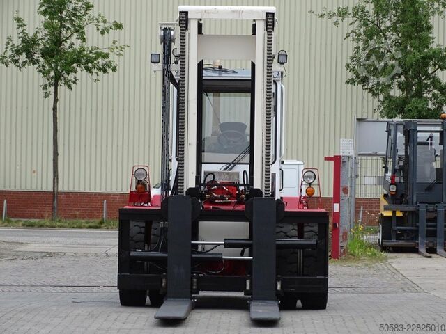 Wózek widłowy z silnikiem wysokoprężnym Svetruck 12120-35